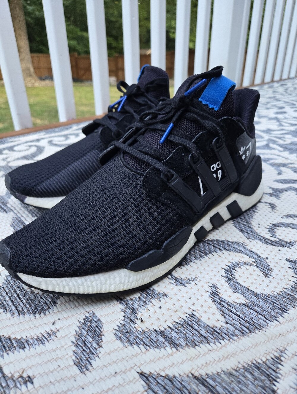 adidas Men's Black and White Sneakers with Blue Accents - Picture 4 of 9